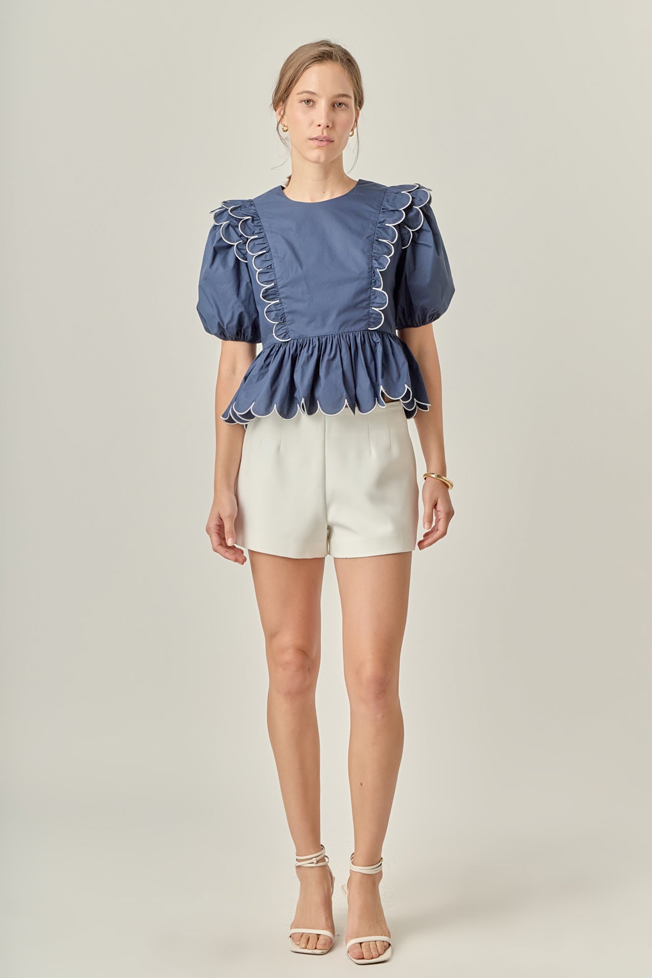 Contrast Scallop Edge Top – English Factory