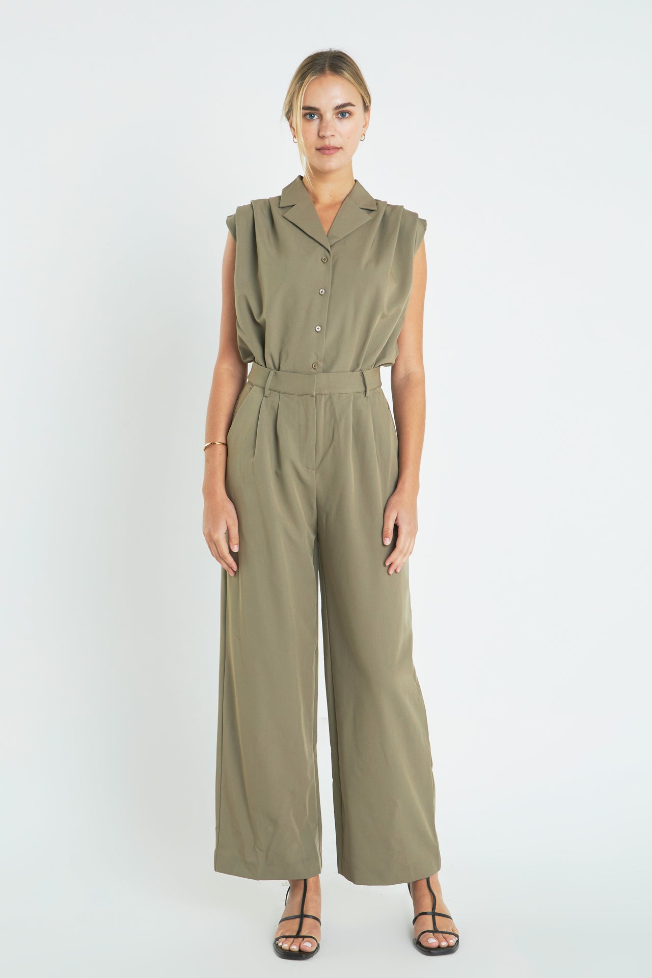 English Factory Women s Sleeveless Pleated Jumpsuit