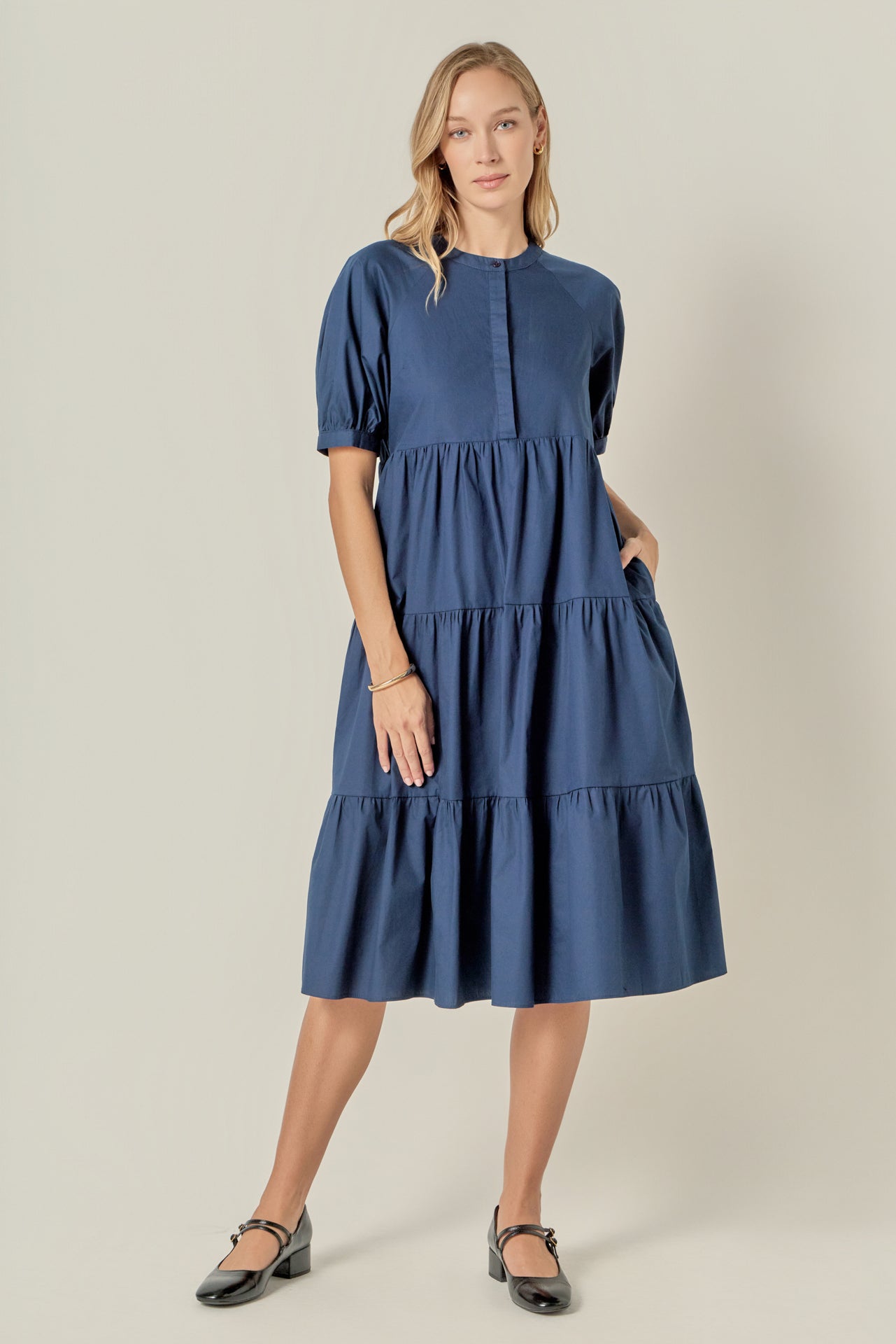 Short Puff Sleeve Midi Dress