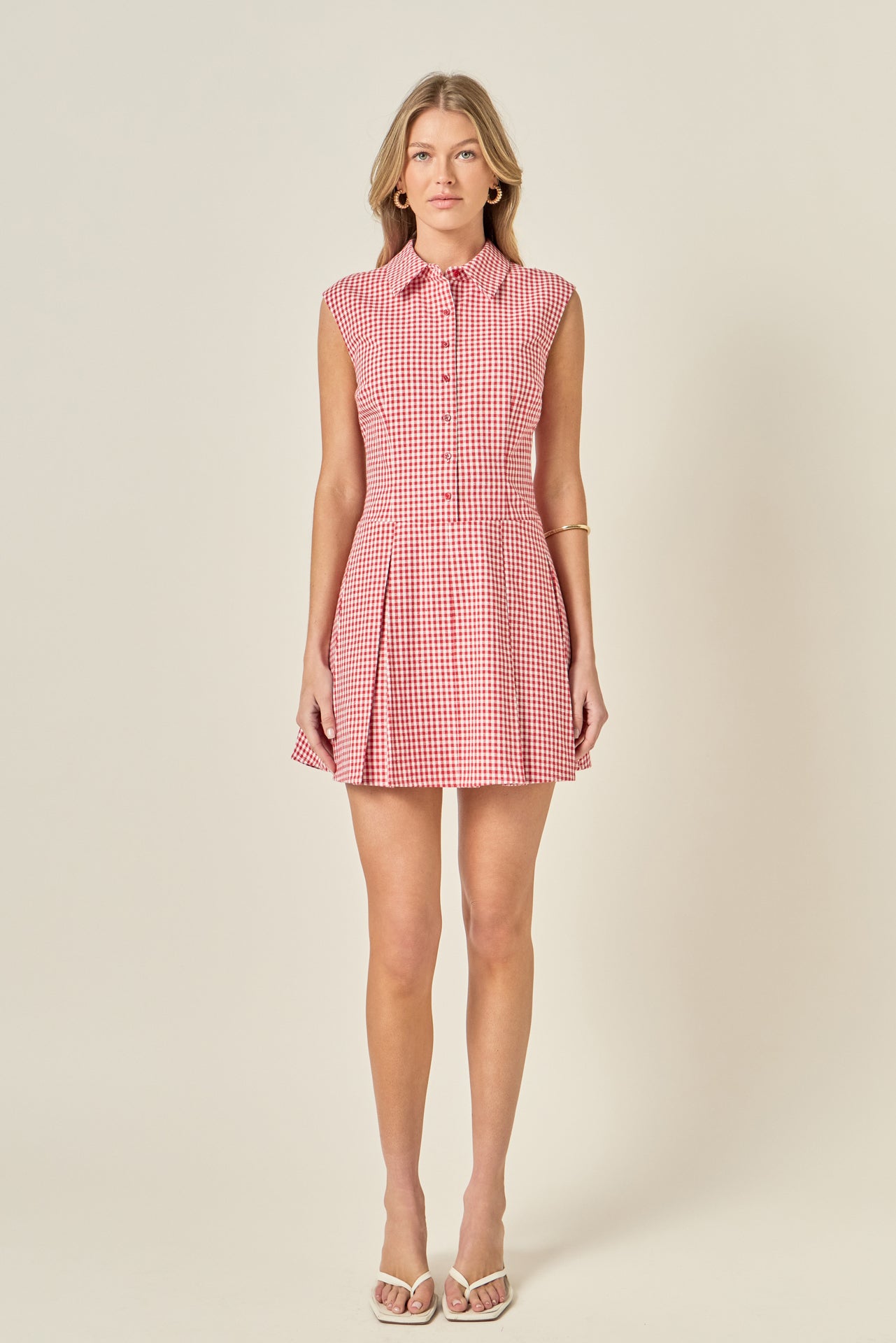english factory pleated mini dress English Factory Sleeveless Scoop-neck Pleated Mini Dress In Black