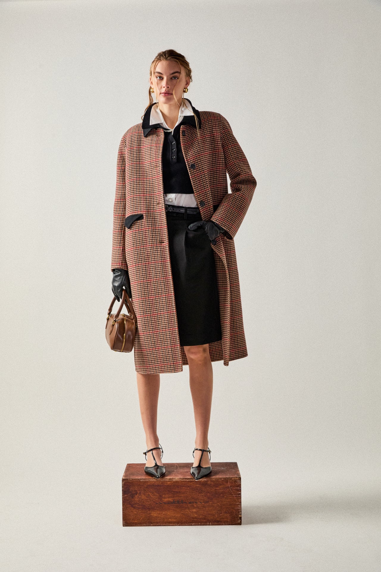 Black and White Tweed Jacket – English Factory