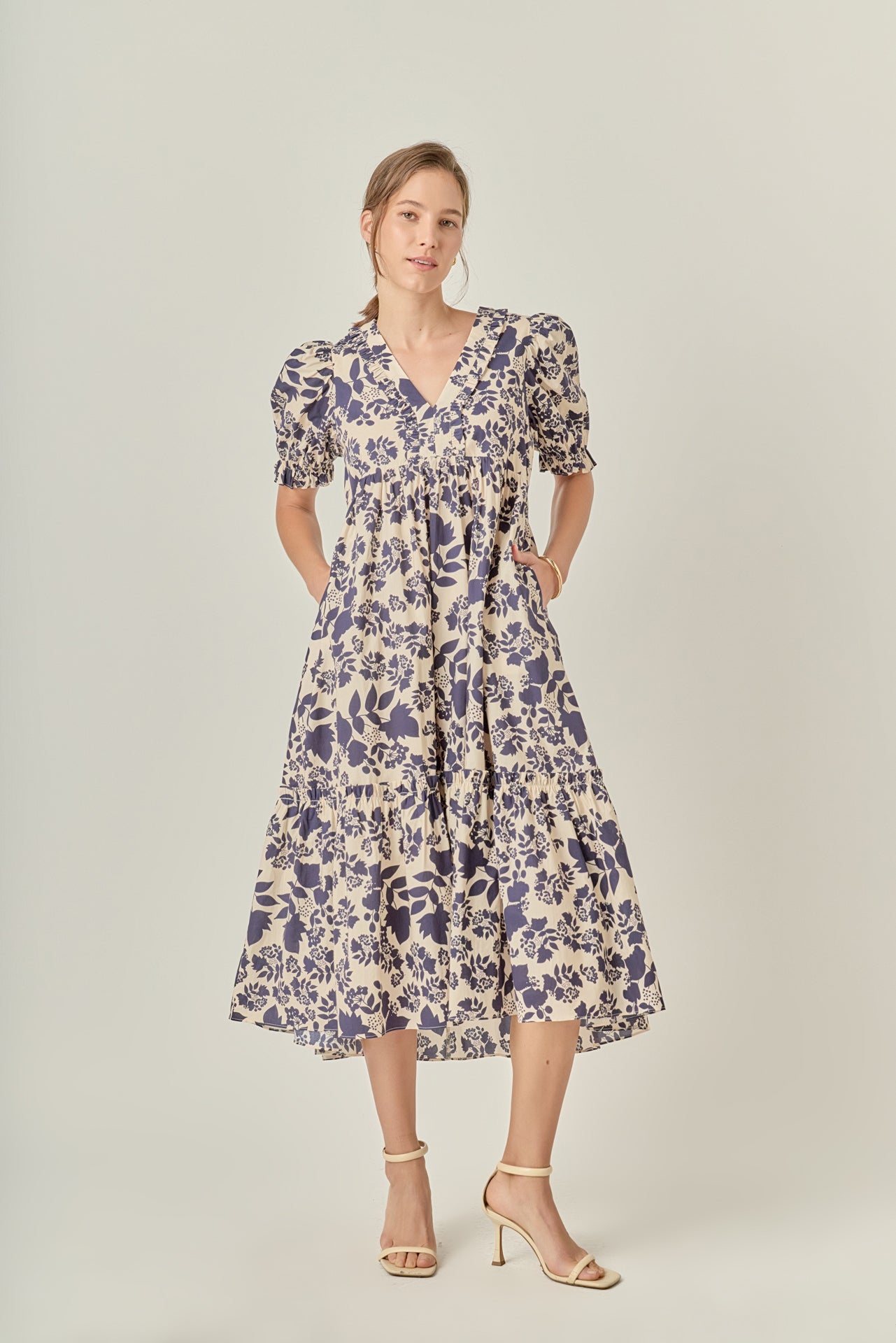 English Factory Women's Floral Print Tiered Midi Dress English Factory Women's Floral Print Tiered Midi Dress
