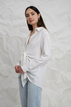Load image into Gallery viewer, Front Tie Oversized Collared Top
