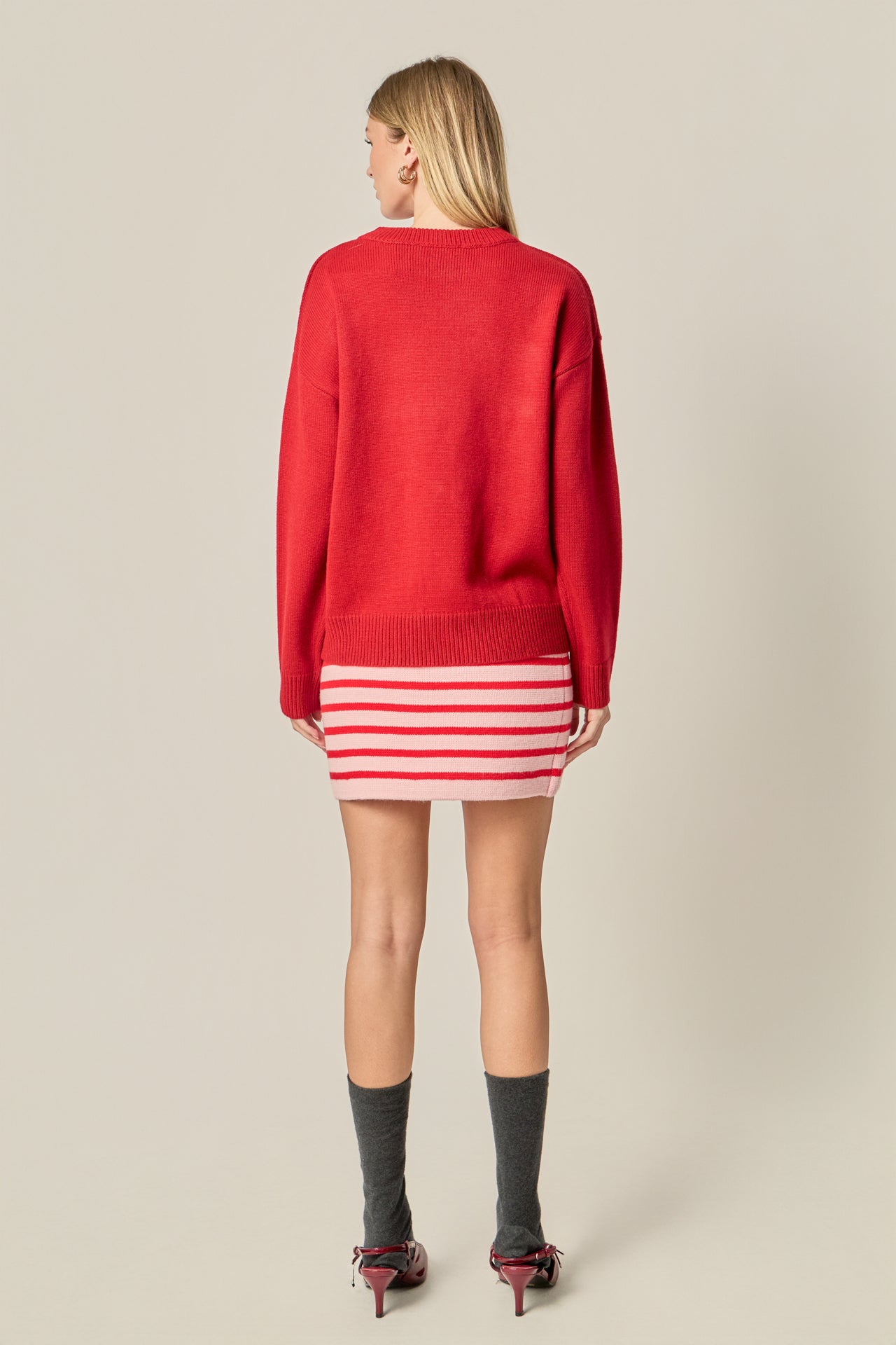 HN1433K_PINKRED_005_fcdeef28-