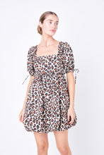 Load image into Gallery viewer, Leopard Printed Bubbled Mini Dress
