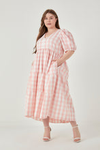 Load image into Gallery viewer, Gingham Puff Sleeve Tiered Maxi
