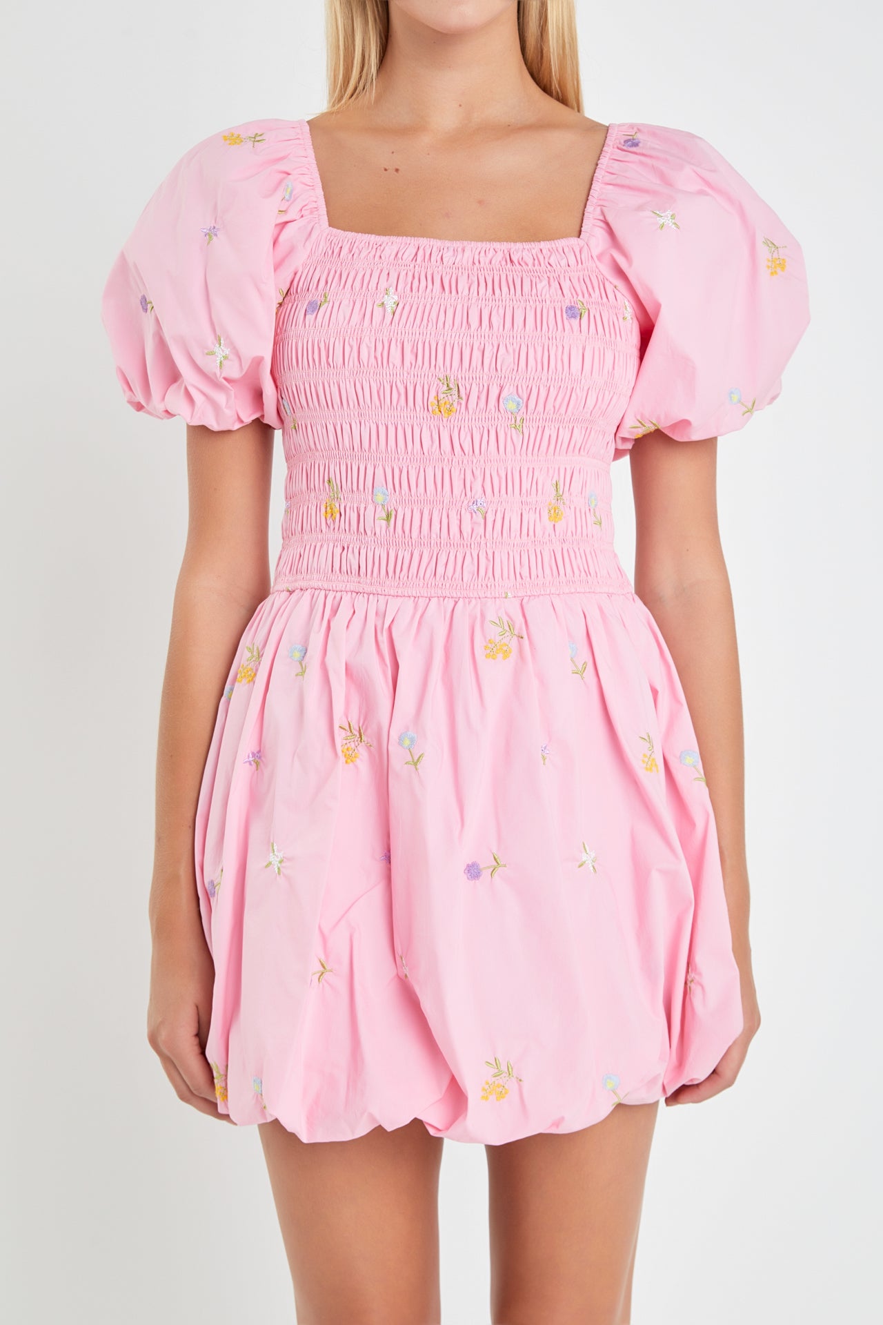 PLACE STUDIO ♥ Balloon Puff ylon Stopper Dress Smocked Dress with Balloon Sleeves – English Factory