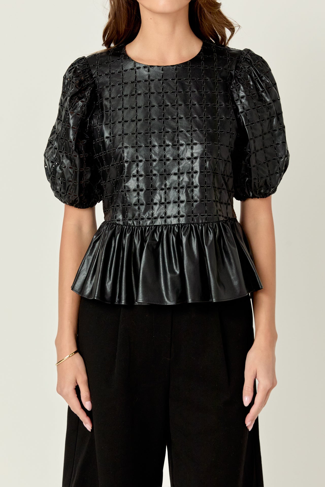 トップス eaphi flower jacquard peplum tops Black Eaphi flower jacquard peplum tops - メルカリ