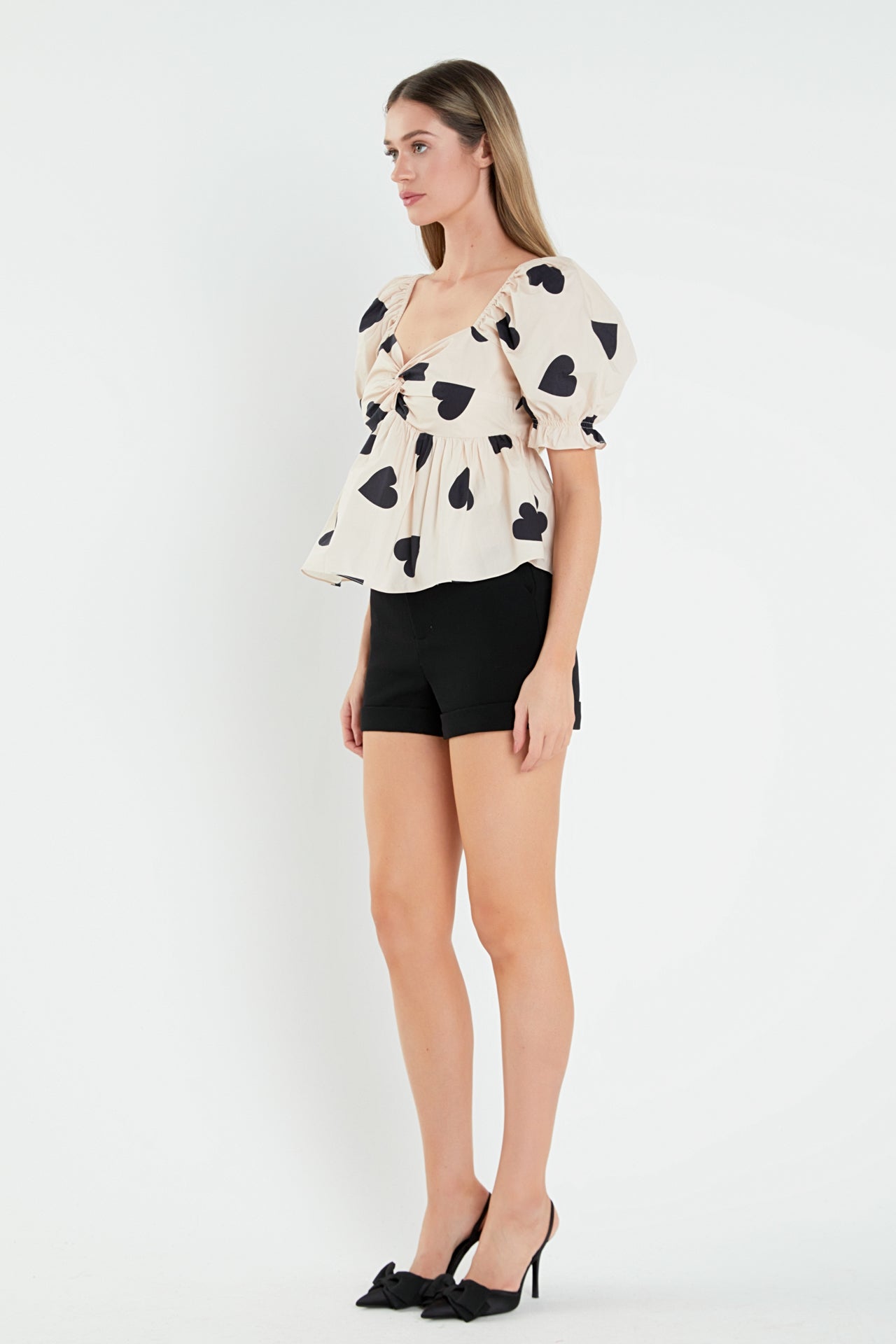 Heart Shape Puff Sleeve Top – English Factory