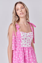 Load image into Gallery viewer, Contrast Floral Maxi Dress
