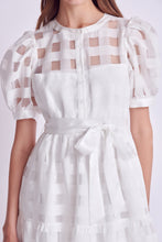 Load image into Gallery viewer, Check Puff Sleeve Midi Dress
