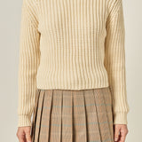 Round-neck Knit Sweater