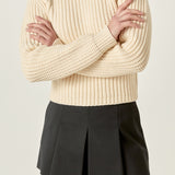 Round-neck Knit Sweater