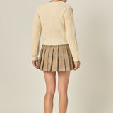 Round-neck Knit Sweater