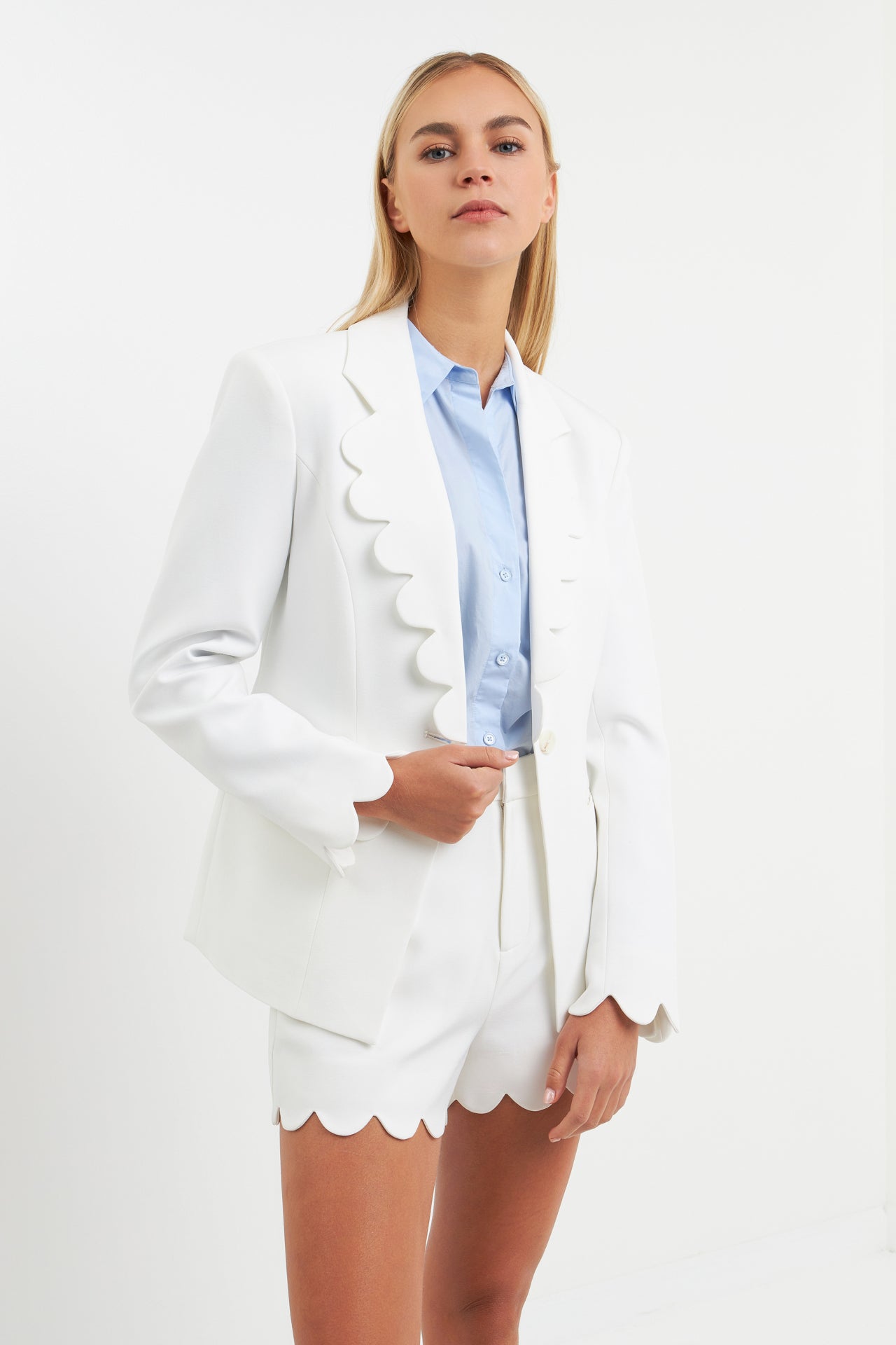 Scallop Detailed Single Button Jacket – English Factory