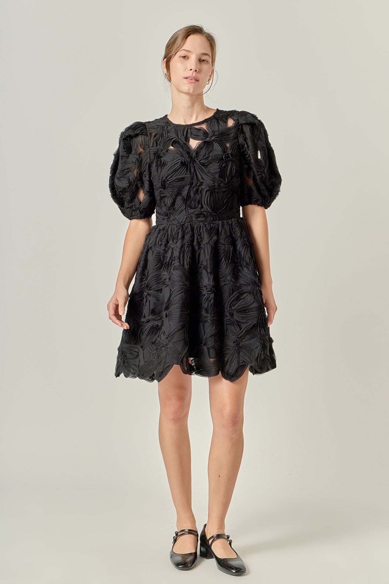 AJISAI mini frill puff OP ブラックSサイズ Tier Voluminous Ruffle Mini Dress - Anemone Jacquard - Stine