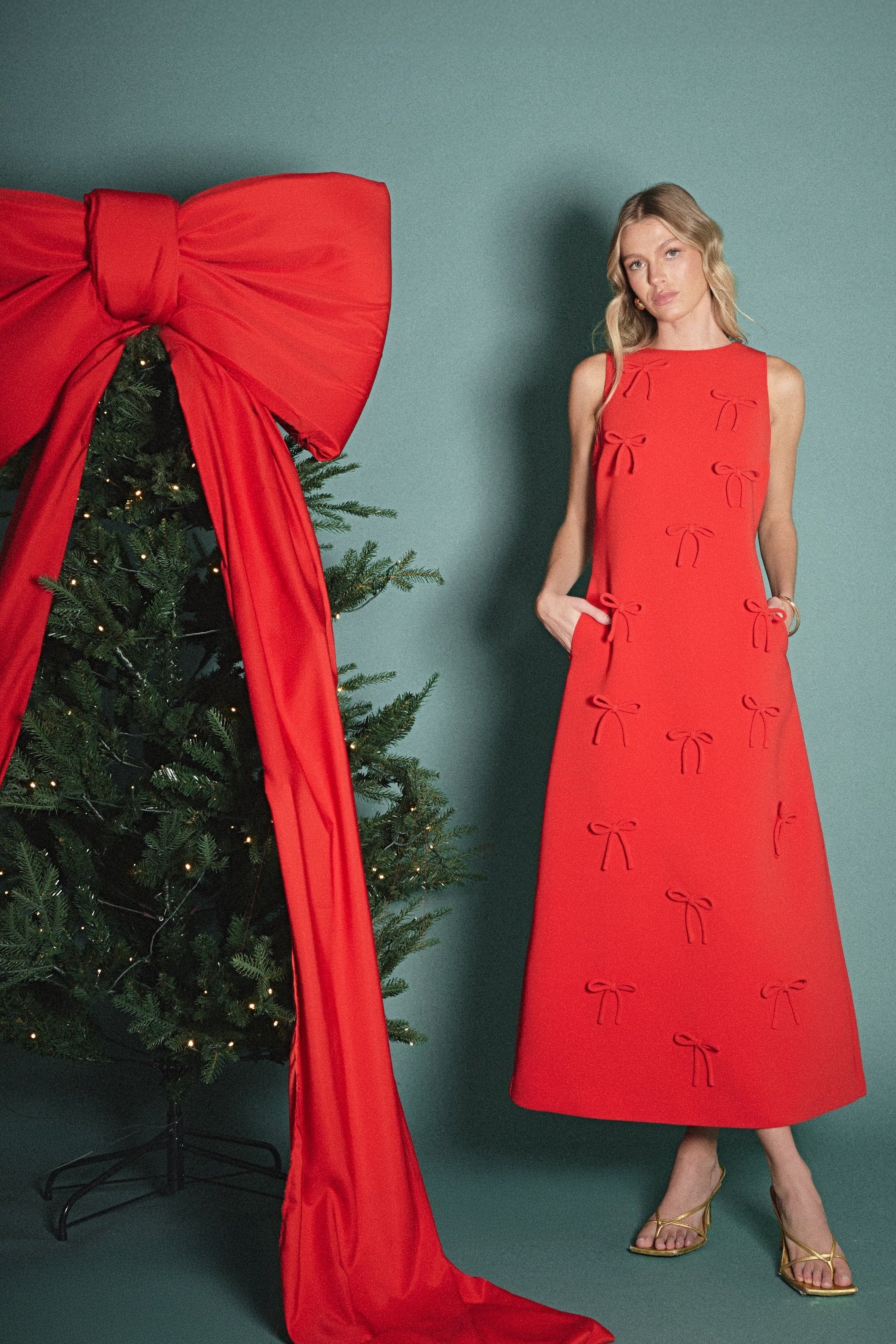 Bow Detailed Sleeveless Midi Dress Bow Detailed Sleeveless Midi Dress