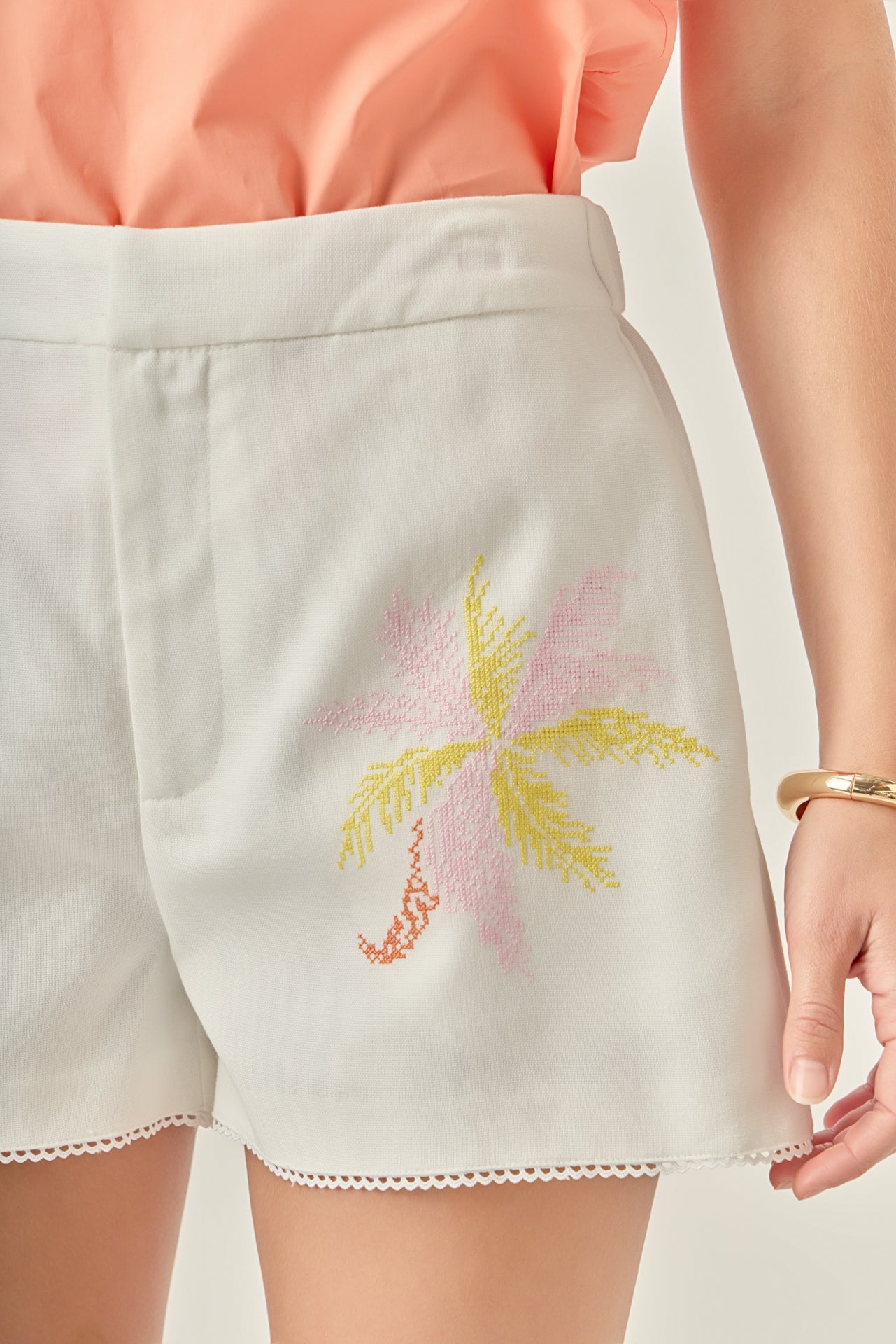 ショートパンツ [FRITUR] Embroidery Linen Shorts Z Supply Pesaro Embroidered Linen Short In White | Red Dress