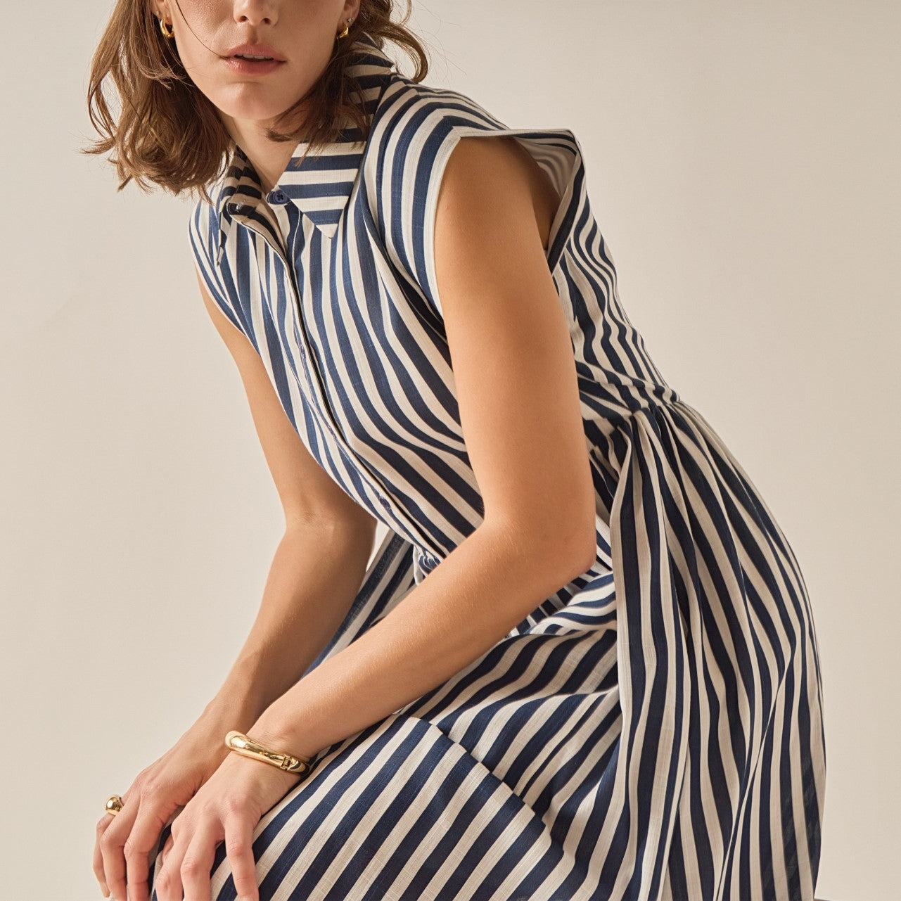English Factory - Seersucker Stripe Midi Dress NAVY/WHITE / XS English Factory - Seersucker Stripe Midi Dress NAVY/WHITE / XS