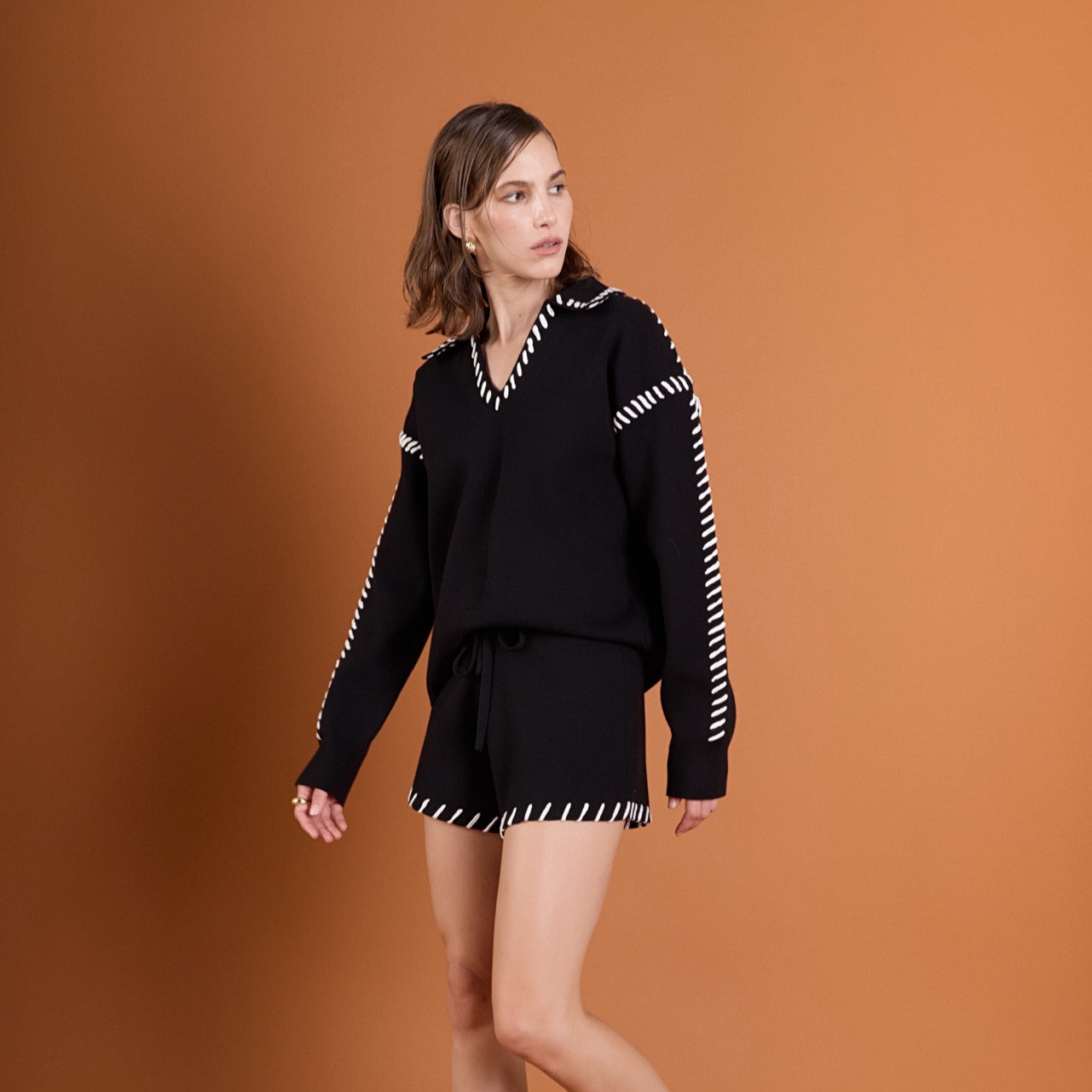 Stitch Detail Knit Collar Top