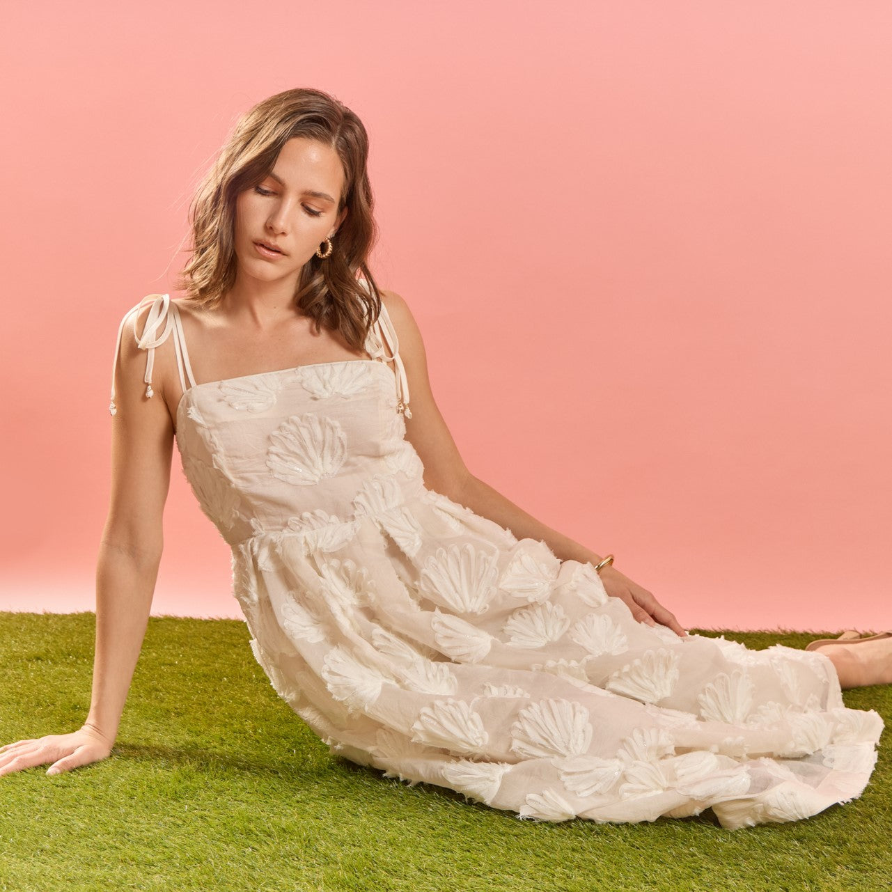 Embroidered Shell Sleeveless Midi Dress