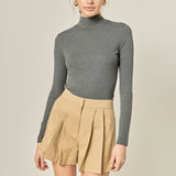 Tuck Detailed Shorts