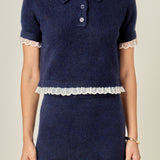 Scallop Detailed Knit Top