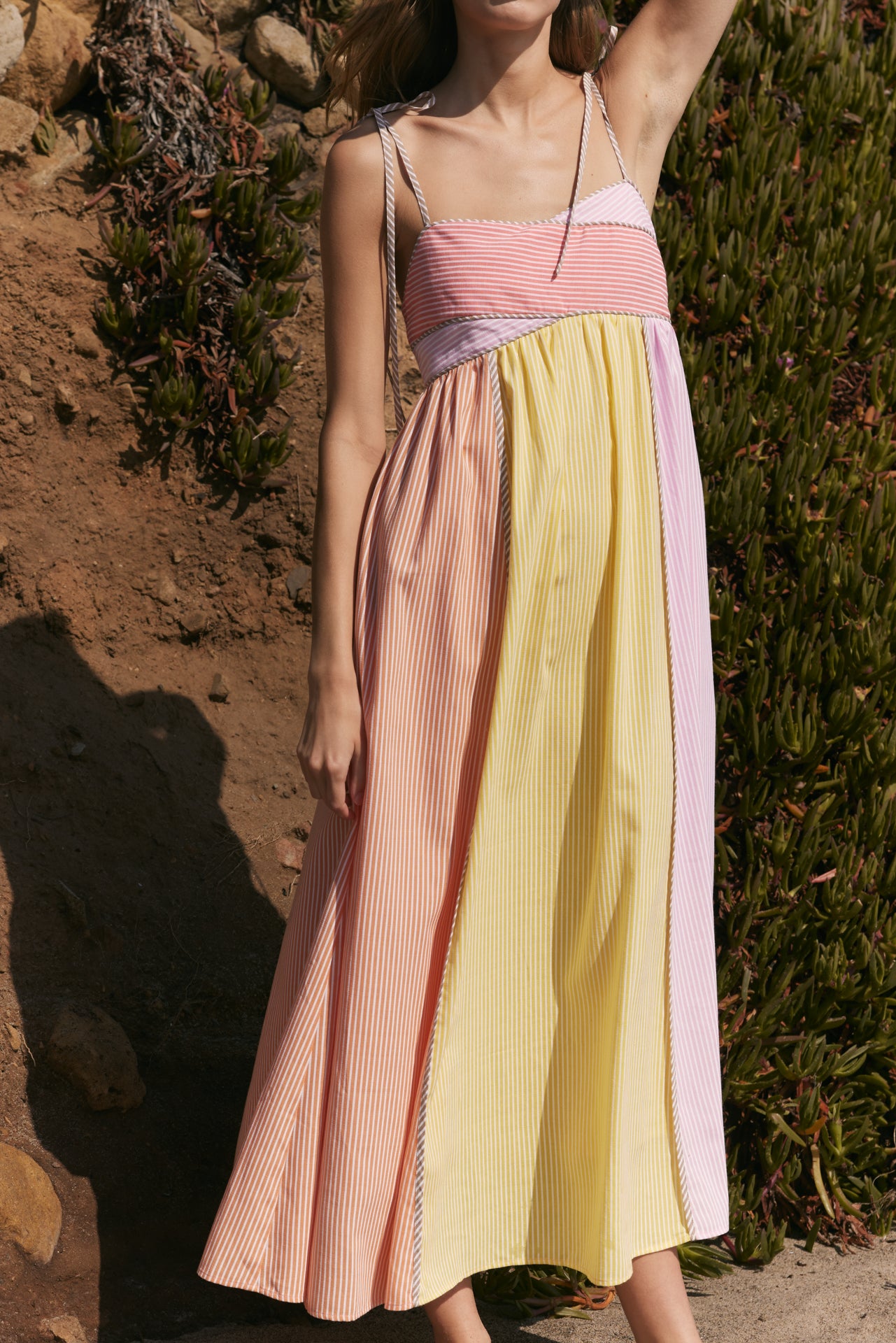 english factory stripe sleeveless maxi dress English Factory Striped Sleeveless Maxi Dress - Yellow Stripe