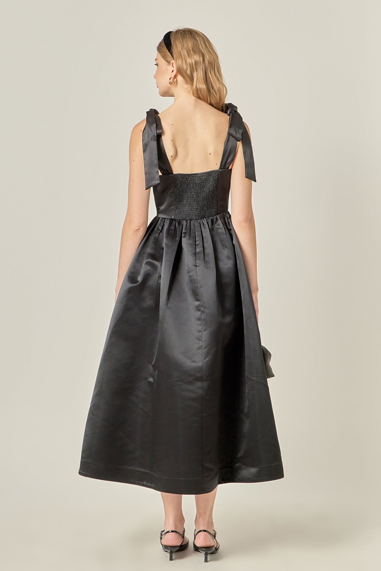 English Factory - Bow Pointed Midi Dress Black / S English Factory - Bow Pointed Midi Dress Black / S