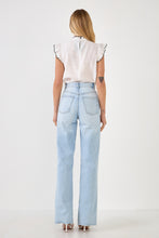 Load image into Gallery viewer, Contrast Stitch Sleeveless Top
