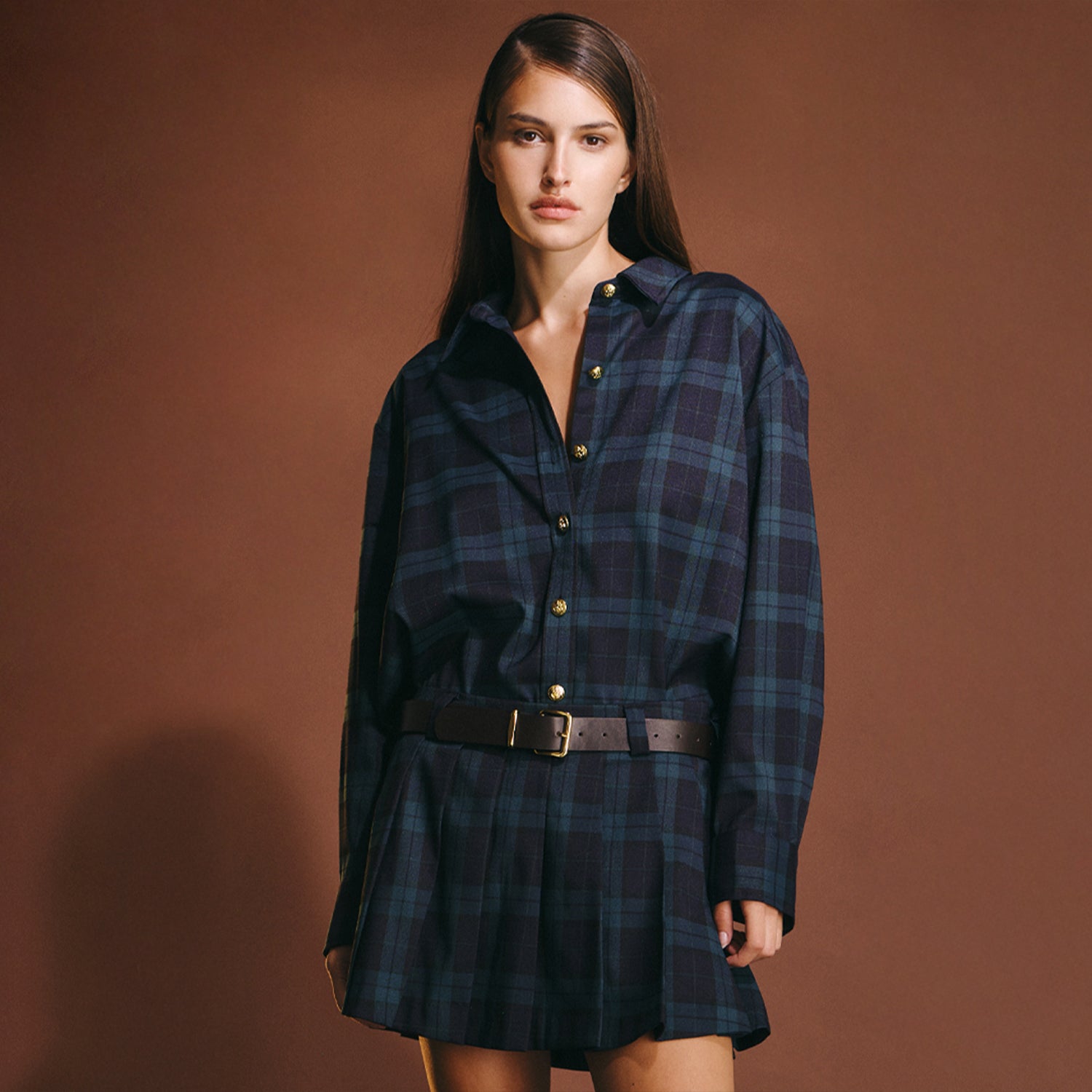 English Factory a collection London Calling, highlighting English Factory's new arrivals and offering discounts of up to 80%.