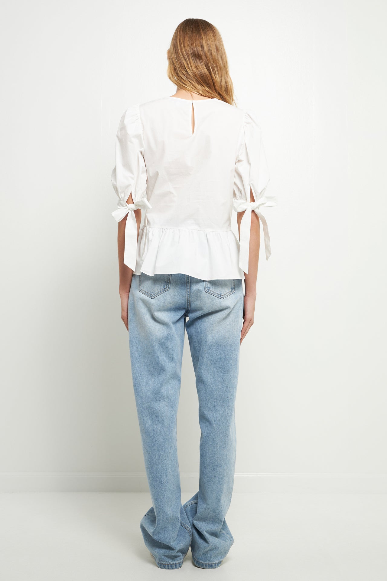 完売品【euw】puff sleeve peplum top / ivory puff sleeve peplum top / ivory