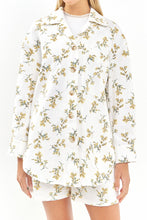 Load image into Gallery viewer, Floral Oversized Shirts Jacket
